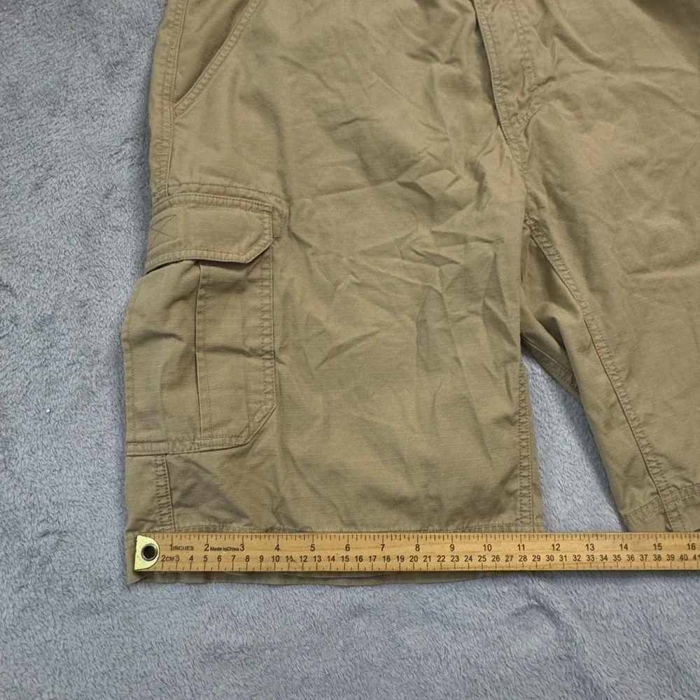 The North Face Mens Cargo Shorts Khaki Cotton Blend Size 36in. Waist Outdoor